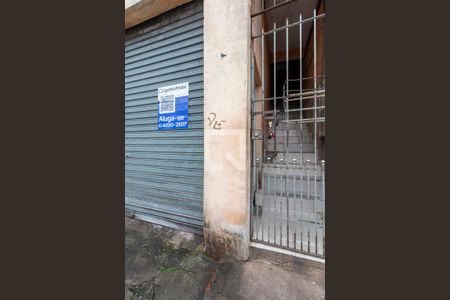 Casa para alugar com 70m², 2 quartos e sem vagaFachada