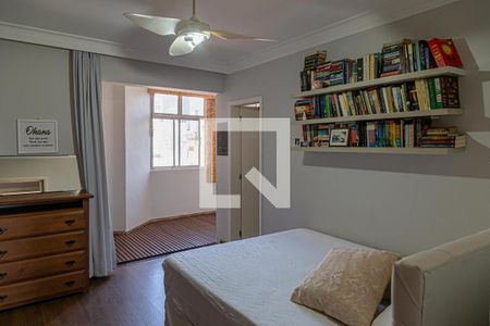 Apartamento à venda com 266m², 4 quartos e 2 vagas Apartamento à venda com 266m², 4 quartos e 2 vagasQuarto 3 - Suíte