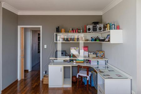 Apartamento à venda com 266m², 4 quartos e 2 vagas Apartamento à venda com 266m², 4 quartos e 2 vagasQuarto 2