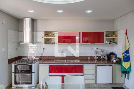 Apartamento à venda com 266m², 4 quartos e 2 vagas Apartamento à venda com 266m², 4 quartos e 2 vagasCozinha