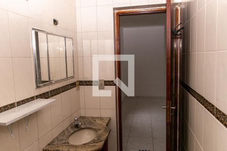 Casa à venda com 300m², 4 quartos e 2 vagasBanheiro da Suíte