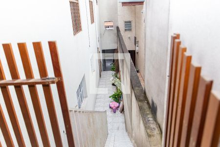 Casa à venda com 300m², 4 quartos e 2 vagasEscada