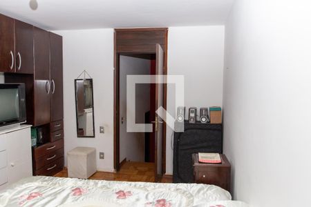 Casa à venda com 300m², 4 quartos e 2 vagasQuarto 2