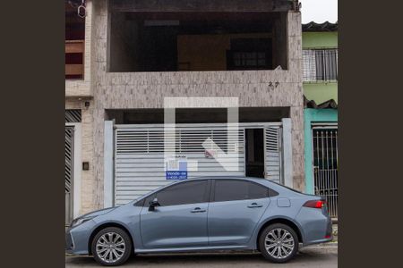 Casa à venda com 300m², 4 quartos e 2 vagasFachada