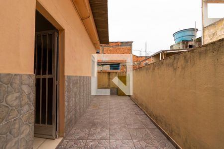 Casa para alugar com 65m², 2 quartos e sem vaga Casa para alugar com 65m², 2 quartos e sem vagaQuintal