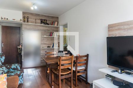 Sala  de apartamento para alugar com 2 quartos, 70m² em Higienópolis, Porto Alegre