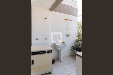 Apartamento para alugar com 70m², 2 quartos e 1 vaga Apartamento para alugar com 70m², 2 quartos e 1 vagaLavanderia