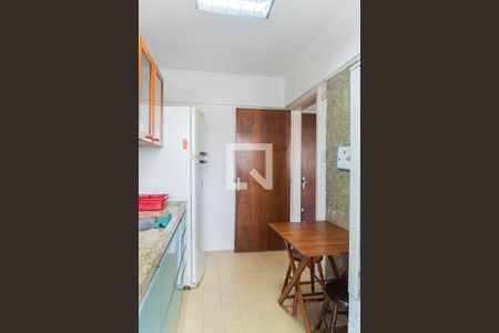Apartamento para alugar com 70m², 2 quartos e 1 vaga Apartamento para alugar com 70m², 2 quartos e 1 vagaCozinha