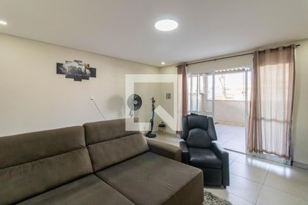 Sala de casa para alugar com 2 quartos, 700m² em Vila Adelaide Perella, Guarulhos