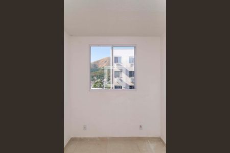 Quarto 1 de apartamento para alugar com 2 quartos, 50m² em Jardim Alvorada, Nova Iguaçu