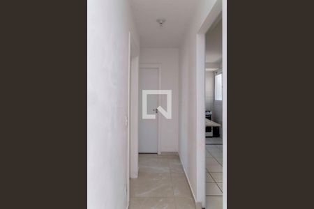 Corredor de apartamento para alugar com 2 quartos, 50m² em Jardim Alvorada, Nova Iguaçu