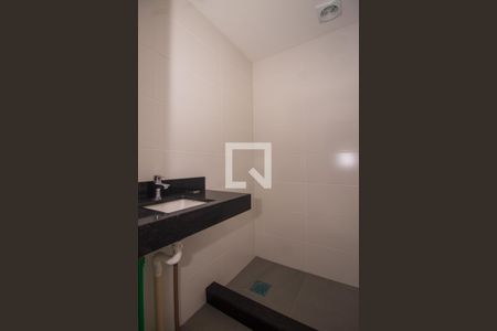 Lavabo de apartamento à venda com 2 quartos, 74m² em Menino Deus, Porto Alegre