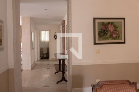 Apartamento para alugar com 260m², 2 quartos e 2 vagasCorredor