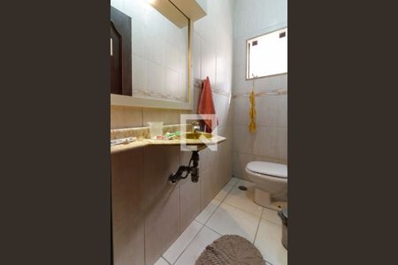 Casa à venda com 121m², 3 quartos e 5 vagasLavabo