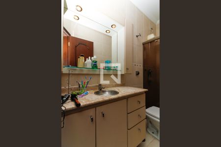 Casa à venda com 121m², 3 quartos e 5 vagasBanheiro Social