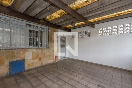 Casa à venda com 200m², 3 quartos e 2 vagas Casa à venda com 200m², 3 quartos e 2 vagasGaragem