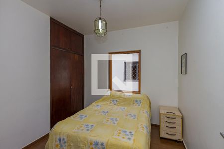 Casa à venda com 200m², 3 quartos e 2 vagas Casa à venda com 200m², 3 quartos e 2 vagasQuarto 3