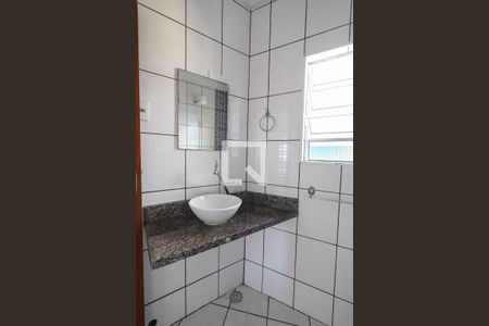 Casa à venda com 120m², 3 quartos e 1 vaga Casa à venda com 120m², 3 quartos e 1 vagaBanheiro