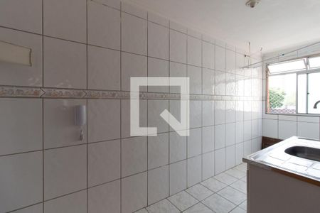Cozinha de apartamento para alugar com 3 quartos, 52m² em Itaquera, São Paulo