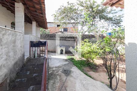 Casa à venda com 177m², 4 quartos e 2 vagasQuintal