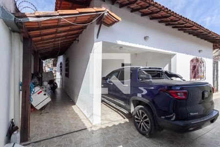 Casa à venda com 177m², 4 quartos e 2 vagasGaragem
