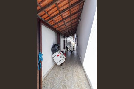 Casa à venda com 177m², 4 quartos e 2 vagasEntrada 