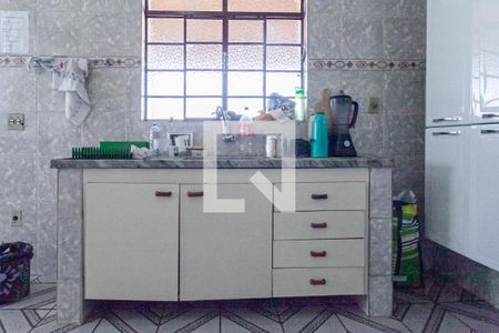 Casa à venda com 177m², 4 quartos e 2 vagasCozinha 