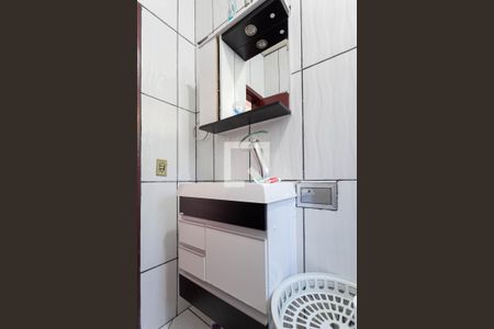 Casa à venda com 177m², 4 quartos e 2 vagasBanheiro da suíte 