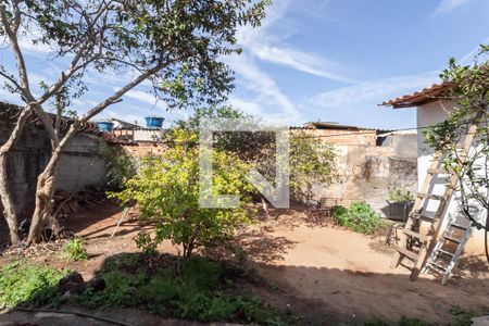 Casa à venda com 177m², 4 quartos e 2 vagasQuintal