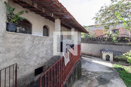Casa à venda com 177m², 4 quartos e 2 vagasQuintal