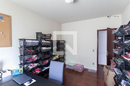 Quarto 1  de casa à venda com 4 quartos, 177m² em Céu Azul, Belo Horizonte