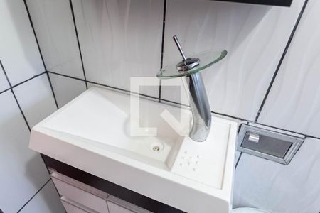 Casa à venda com 177m², 4 quartos e 2 vagasBanheiro da suíte 