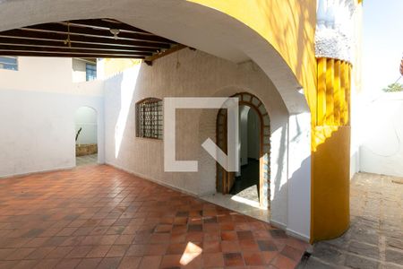 Casa para alugar com 200m², 4 quartos e 3 vagas Casa para alugar com 200m², 4 quartos e 3 vagasGaragem