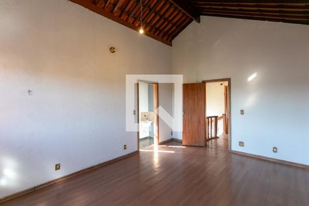 Casa para alugar com 200m², 4 quartos e 3 vagas Casa para alugar com 200m², 4 quartos e 3 vagasQuarto 4
