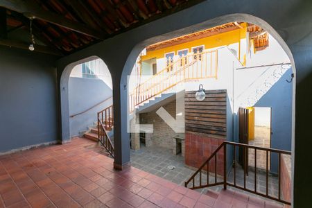 Casa para alugar com 200m², 4 quartos e 3 vagas Casa para alugar com 200m², 4 quartos e 3 vagasGaragem