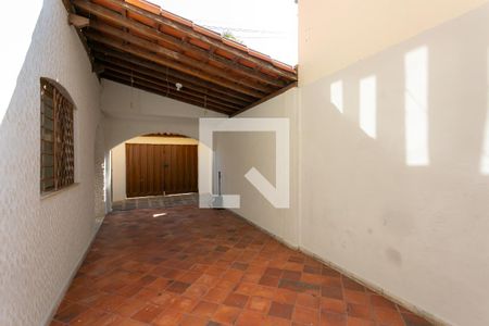 Casa para alugar com 200m², 4 quartos e 3 vagas Casa para alugar com 200m², 4 quartos e 3 vagasGaragem