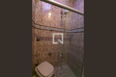 Casa para alugar com 200m², 4 quartos e 3 vagas Casa para alugar com 200m², 4 quartos e 3 vagasBanheiro 2
