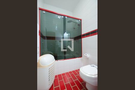 Casa à venda com 300m², 3 quartos e 5 vagasBanheiro