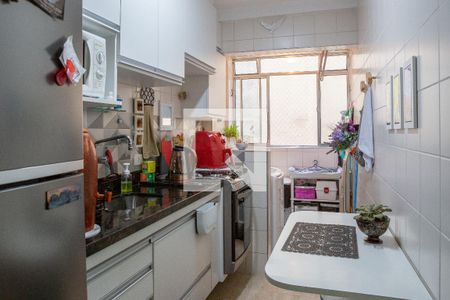 Cozinha de apartamento para alugar com 1 quarto, 38m² em Perdizes, São Paulo