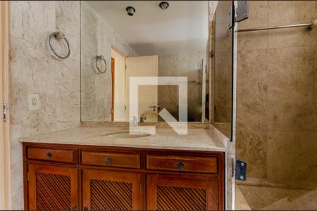 Apartamento à venda com 158m², 3 quartos e 2 vagasBanheiro da Suíte 1