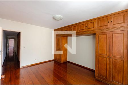 Apartamento à venda com 158m², 3 quartos e 2 vagasQuarto 2