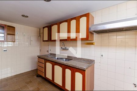 Apartamento à venda com 158m², 3 quartos e 2 vagasCozinha