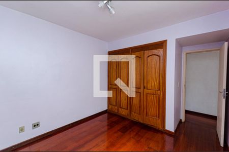 Apartamento à venda com 158m², 3 quartos e 2 vagasQuarto 1