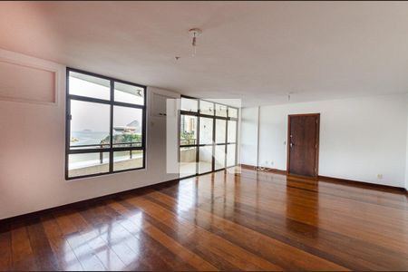 Sala de apartamento à venda com 3 quartos, 158m² em Ingá, Niterói
