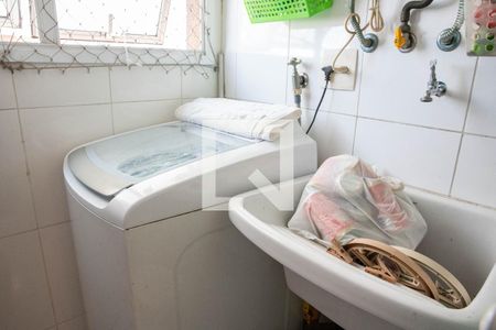 Apartamento à venda com 61m², 3 quartos e 1 vagaÁrea de Serviço