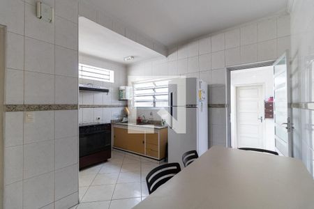 Casa à venda com 161m², 3 quartos e 3 vagasCozinha