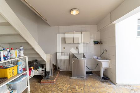 Casa à venda com 161m², 3 quartos e 3 vagasLavanderia