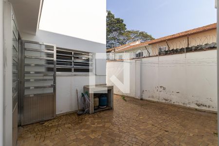 Casa à venda com 161m², 3 quartos e 3 vagasQuintal