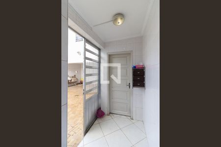 Casa à venda com 161m², 3 quartos e 3 vagasCorredor