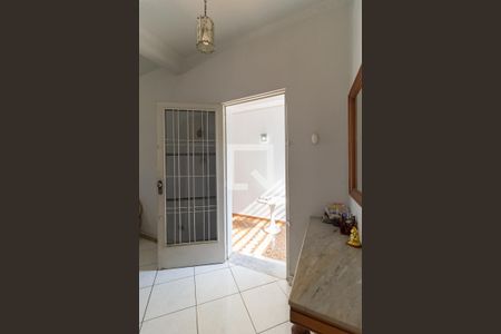 Casa à venda com 161m², 3 quartos e 3 vagasEntrada